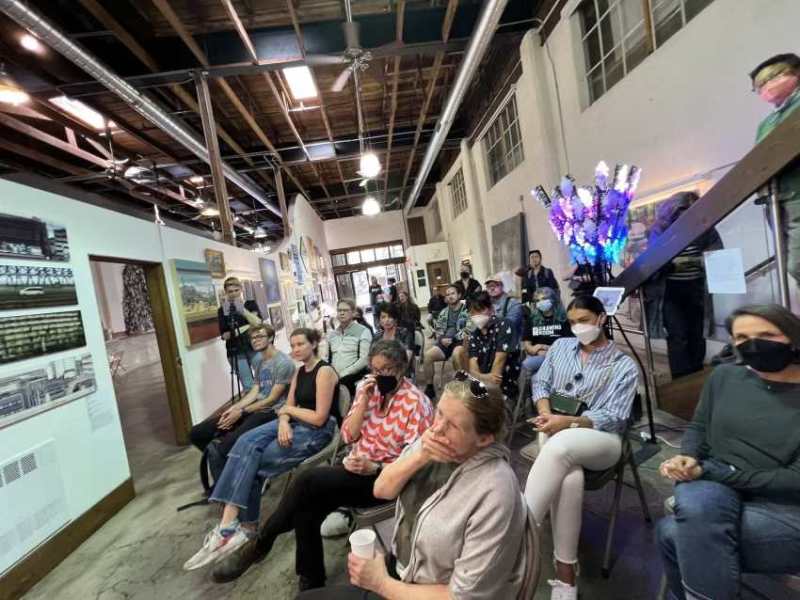 land-exhbition-salomon-artist-talk_6849-the-crowd